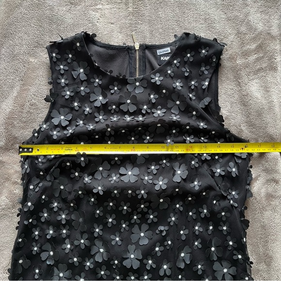 KARL LAGERFELD Paris Women’s Lace 3D Flower Appliques Sleeveless Shift Dress 🖤 - Picture 14 of 17